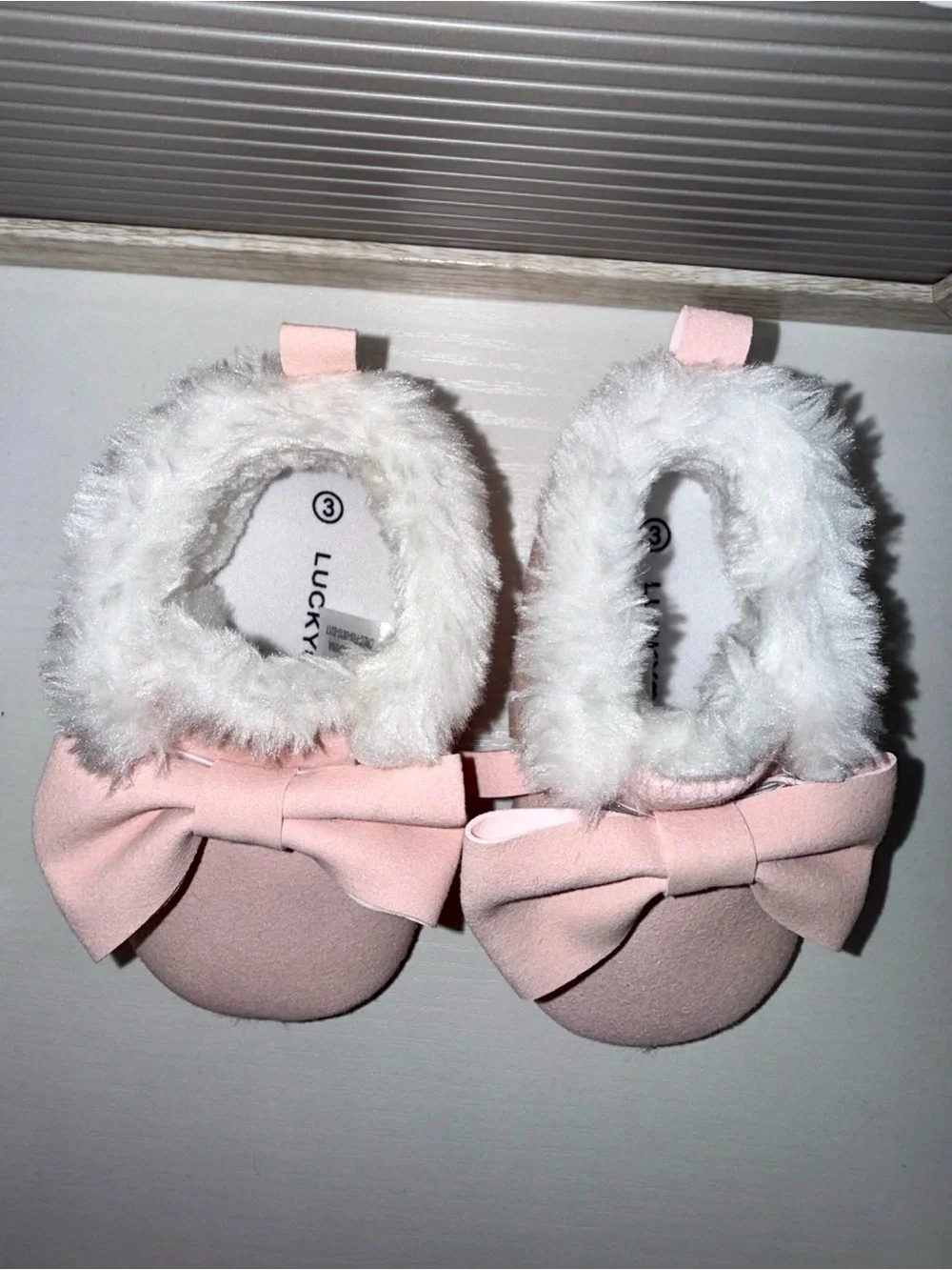 Lucky Brand Pink Faux-Fur Bow Moccasins for Kids